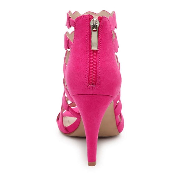 Kelly & Kate Zilama Fuchsia strapping heels - Picture 7 of 9